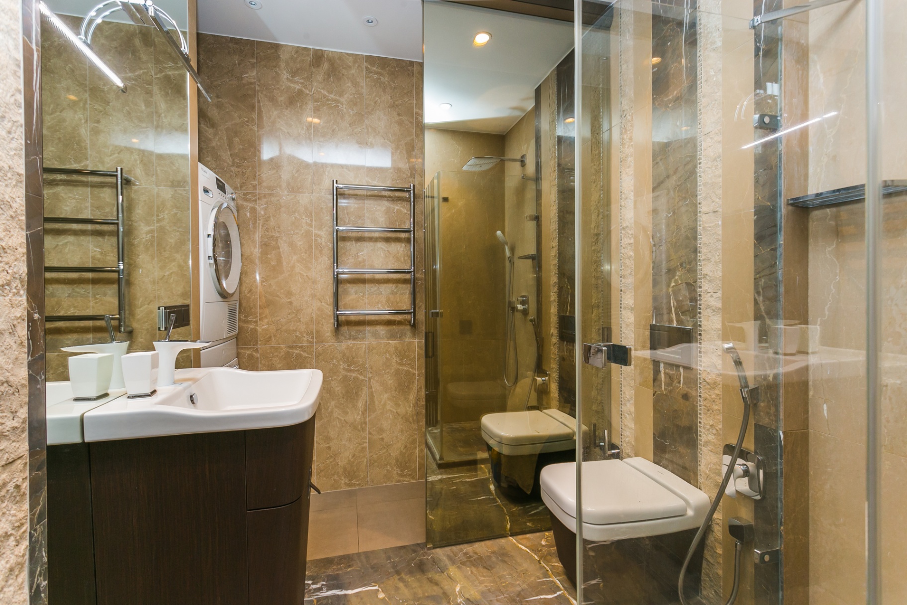Elite Art Deco Apartment — image 6