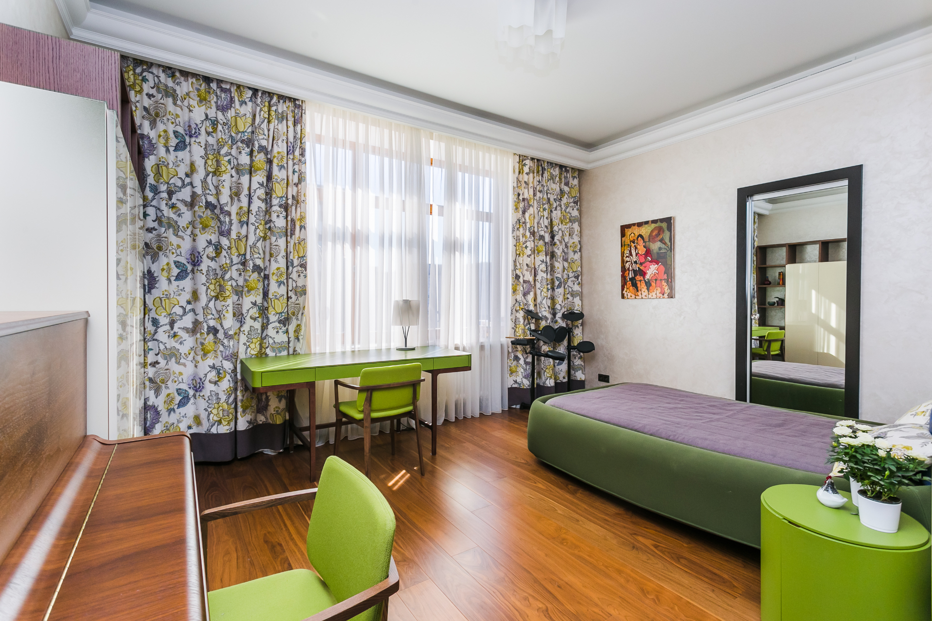 Elite Art Deco Apartment — image 4