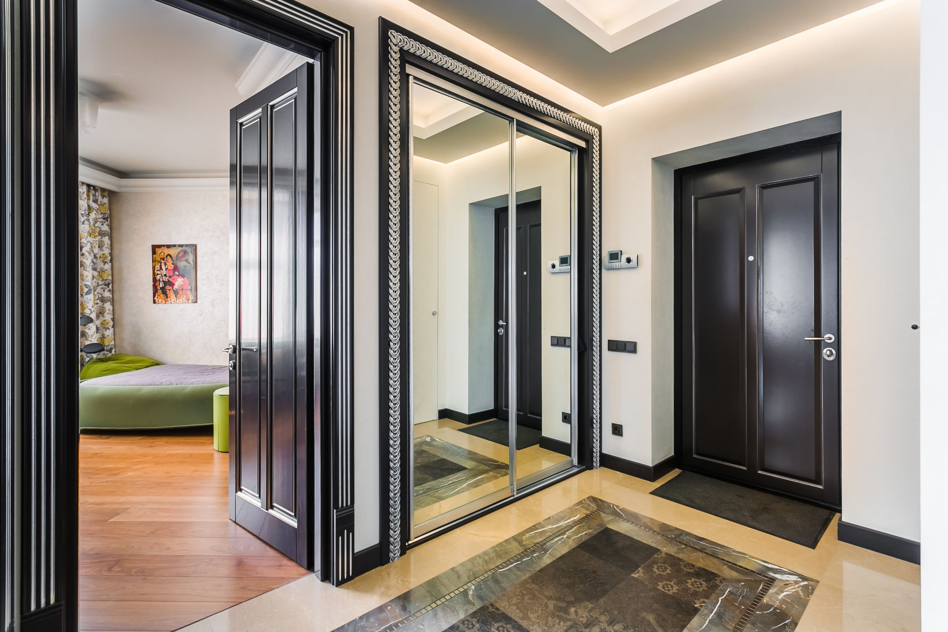 Elite Art Deco Apartment — image 11