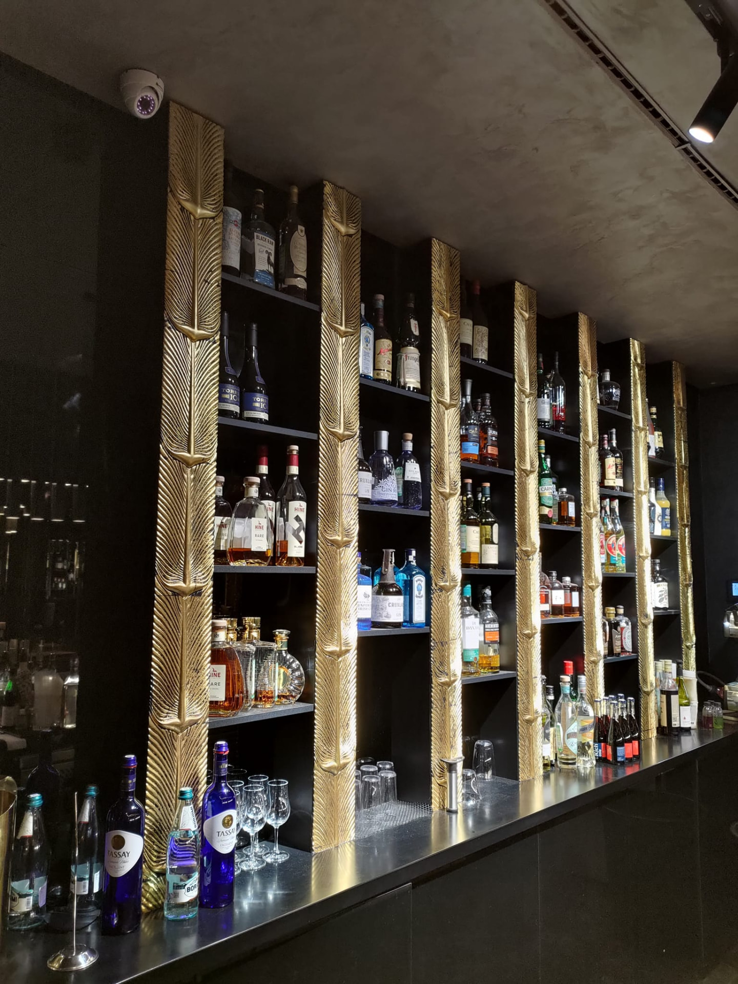 Art Deco Café — image 13