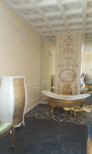 Neoclassical Private Residence — image 23