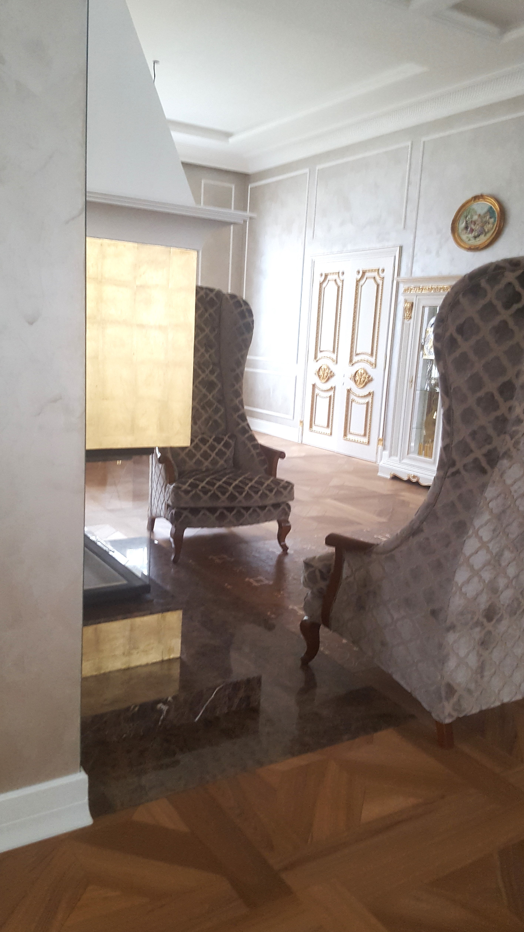 Neoclassical Private Residence — image 9