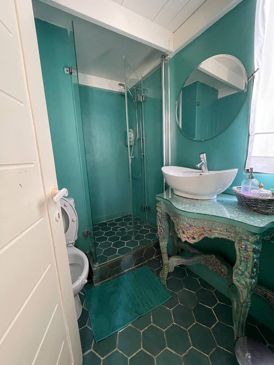 Haifa Guest House — Rental Styling — image 9