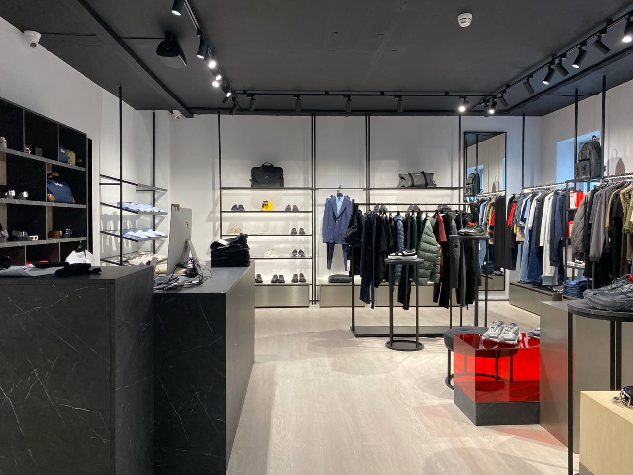 A-Style Fashion Boutique — image 6